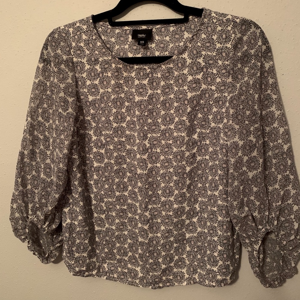 Floral top